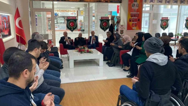 Şehitler için dua ettiler