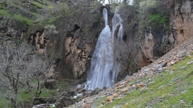 Sel sonrası gördükleri manzara karşısında şaşırıp kaldılar!