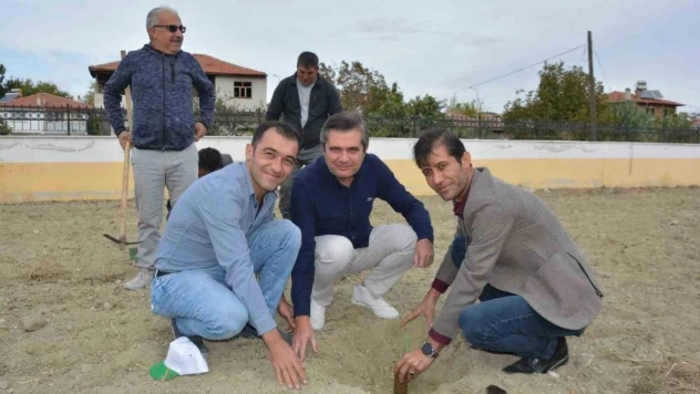 Selendili vatandaşlar geleceğe nefes oldu