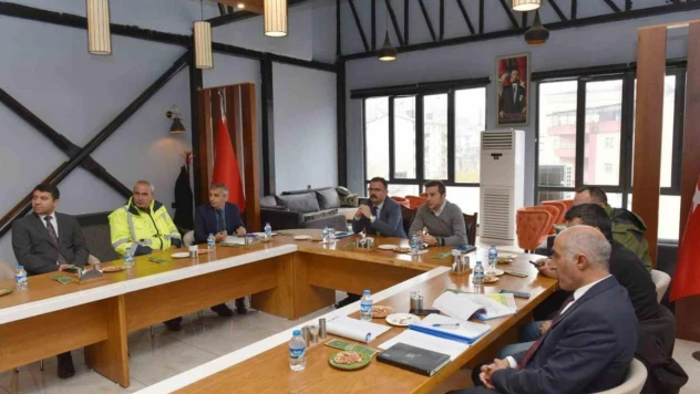 Şemdinli'de kar mücadele toplantısı yapıldı