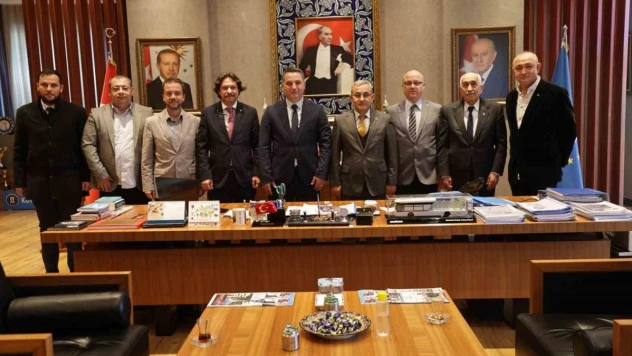 Serdar Atilla Erdem ve heyeti, Alim Işık'ı ziyaret etti