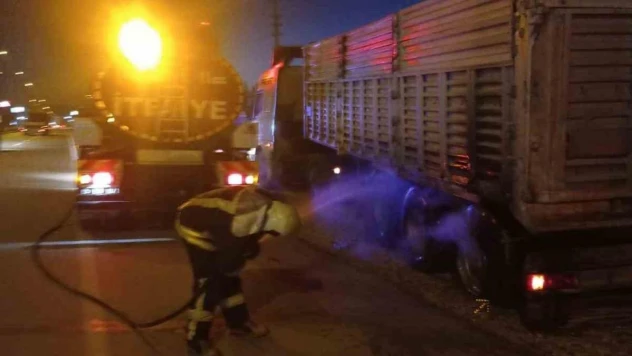 Seyir halindeki kamyon aynı gün içinde hem Bucak'ta hem de Burdur'da yandı