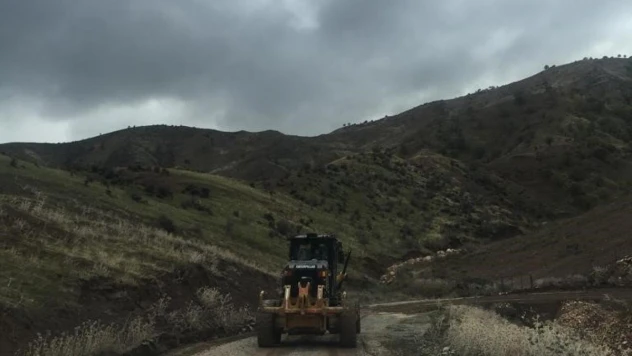 Siirt'te heyelan nedeniyle kapanan yollar ulaşıma açıldı