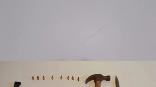 Silahlı şahsın elinden KADES kurtardı