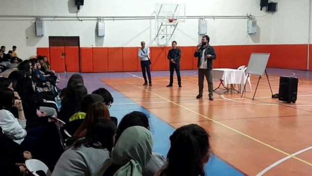 Simav Osmanbey Ortaokulunda 'Kendini Keşfet' etkinliği