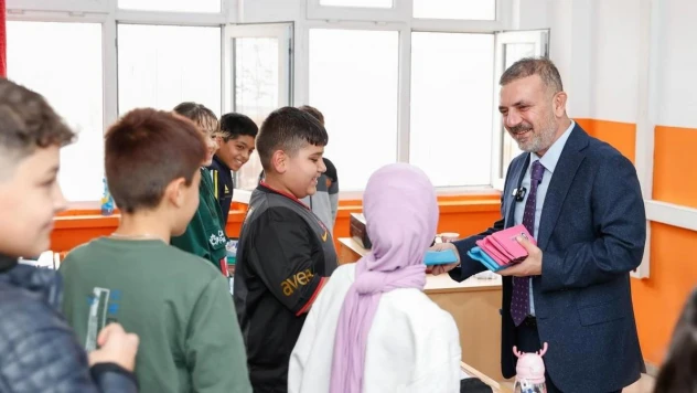 Sincan'da Öğretmenler Günü çeşitli etkinliklerle kutlandı