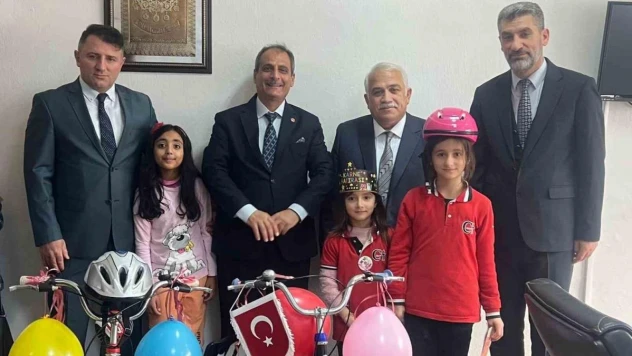 Sinop'ta 33 bin öğrencinin karne heyecanı