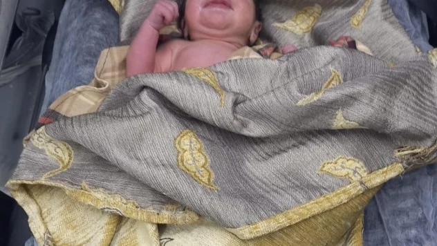 Şırnak'ta cami avlusunda yeni doğmuş kız bebek bulundu