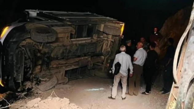 Şırnak'ta kamyonet şarampole devrildi: 1 ölü, 2 yaralı