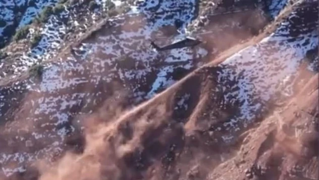 Şırnak'ta kayalıklardan düşen çoban askeri helikopterle kurtarıldı