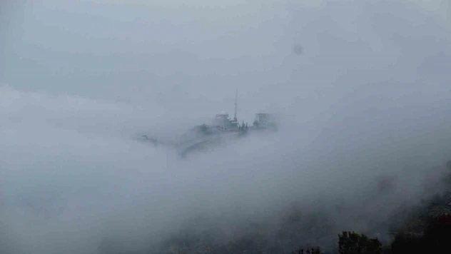 Şırnak'ta sis kartpostallık görüntüler oluşturdu