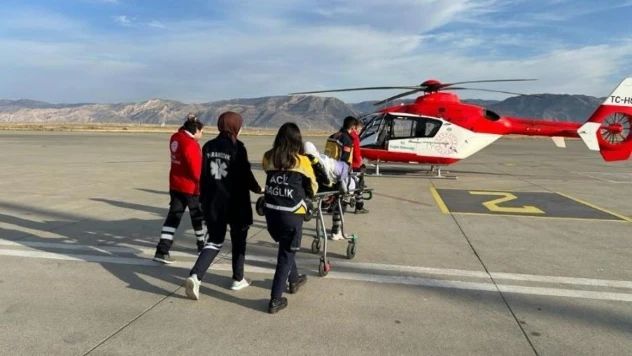 Şırnak'taki hasta ambulans helikopterle Şanlıurfa'ya sevk edildi