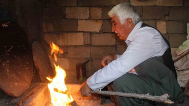 Şırnaklılar bastonları ellerinden düşürmüyor