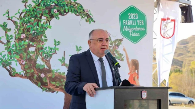 Sivas'ta 30 bin fidan toprakla buluştu