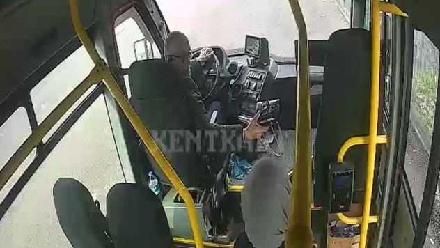 Şoförün dikkati sayesinde para dolu çanta sahibini buldu