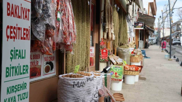 Eksi 15 derecede bitki çaylarına hücum: Aktarlarda yoğunluk