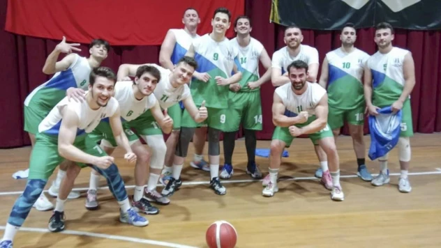 SUBÜ erkek basketbol takımından bronz madalya