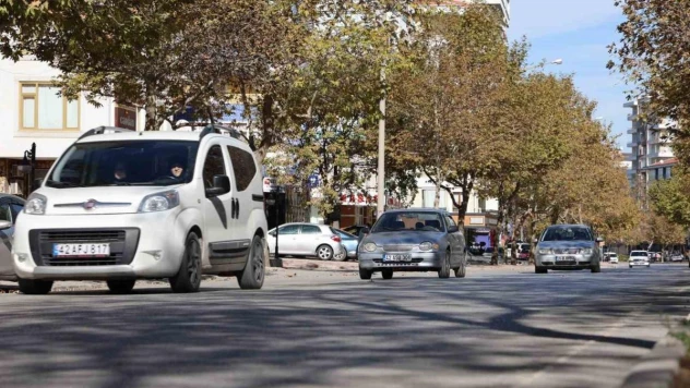 Sürücülere sisli ve puslu havalarda güvenli sürüş uyarısı