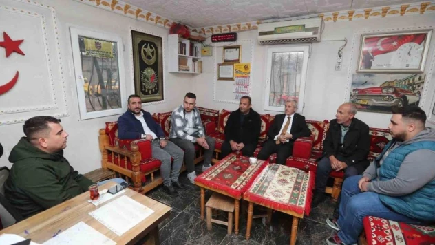 Tahmazoğlu taksici esnafların taleplerini dinledi