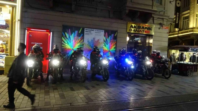 Taksim'de yılbaşı öncesi iş yerlerine denetim yapıldı