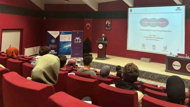 Tecrübelerini gençlerle paylaştılar