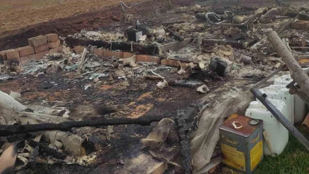 Tekirdağ'da üç koyun ağılı küle döndü