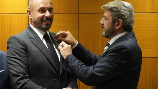 Tekkeköy Belediye Başkanı Togar, YRP'den aday oldu