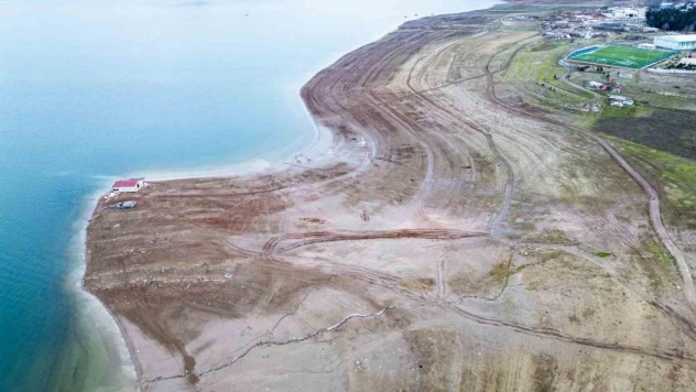 Tokat'ta endişelendiren kuraklık havadan görüntülendi
