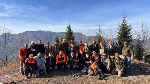 Trabzonlu ve Rizeli avcılar domuz avına birlikte çıktı