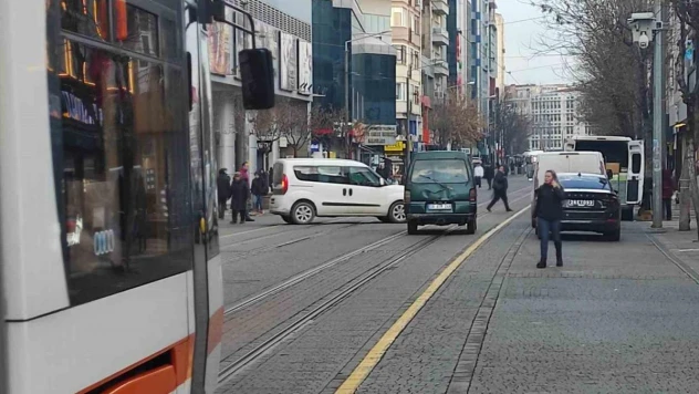 Trafiğe kapalı 2 Eylül Caddesinde ilginç görüntüler