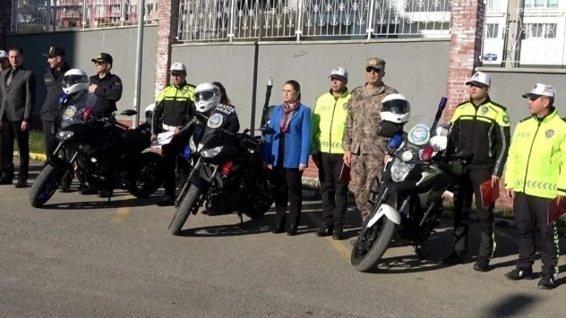 Trafik eğitimini tamamlayan 'Şahinler'e sertifikaları verildi