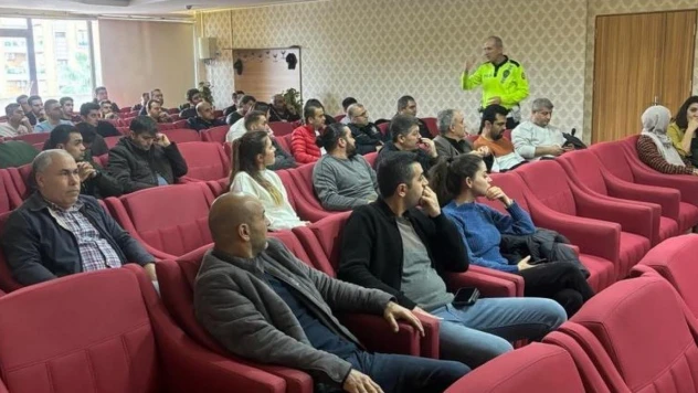 Trafik polislerden, meslektaşlarına trafik eğitimi