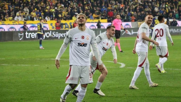 Trendyol Süper Lig: MKE Ankaragücü: 0 - Galatasaray: 3 (İlk yarı)