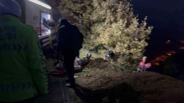 Tunceli'de otomobil uçuruma yuvarlandı: 2 yaralı