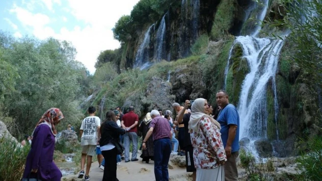 Turizm geliri geçen yılın aynı çeyreğine göre yüzde 13,1 arttı