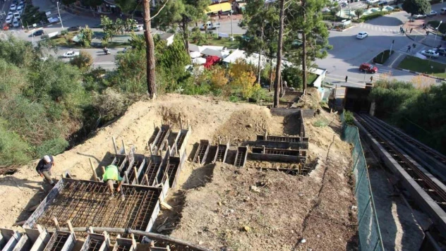 Türkbeleni'nde merdiven yapımına başlandı