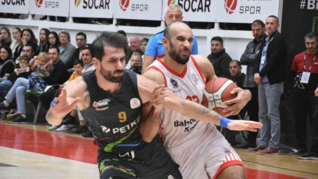 Türkiye Sigorta Basketbol Süper Ligi: Aliağa Petkimspor: 76 - Bahceşehir Koleji : 61
