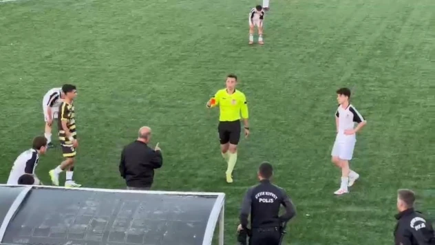 U-16 Ligi müsabakasında hakeme tokat atıldı