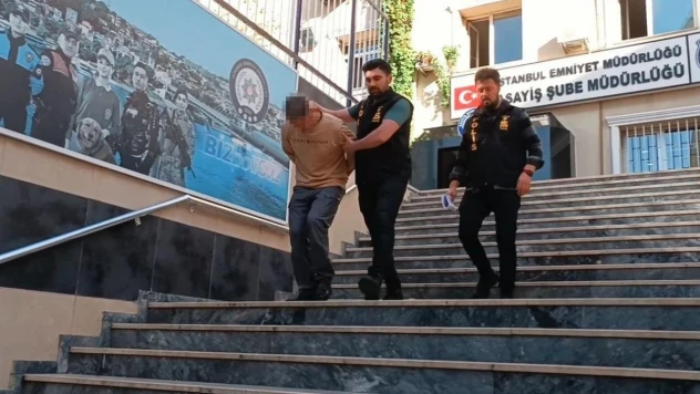 Ümraniye'de oto hırsızlığı: Önce aracın anahtarını, sonra aracı çaldı