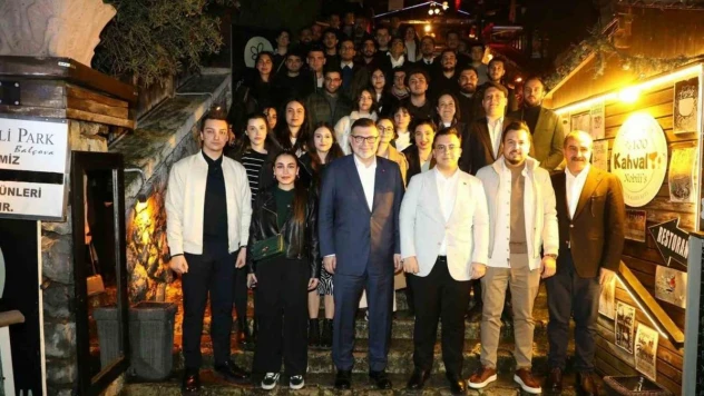 Üniversiteli gençler sordu, Başkan Saygılı yanıtladı