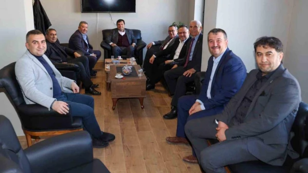 Uşak Belediyesi'nden esnaf odalarına  bina tahsisi