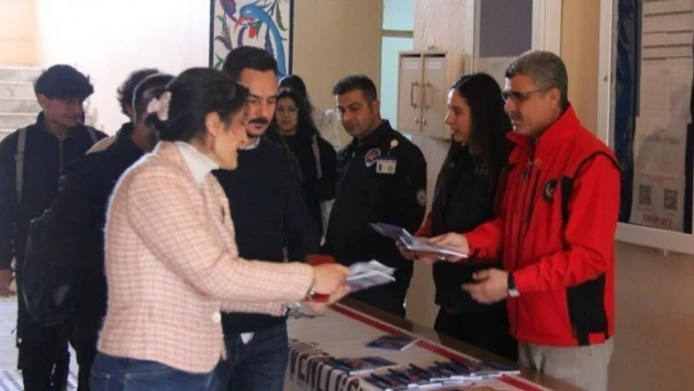 Uşak'ta Gençlik ve Güvenli Gelecek projesi