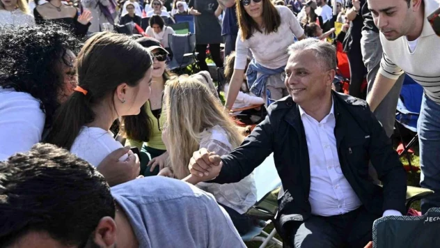 Uysal, gençlerle Vosahne'de buluştu