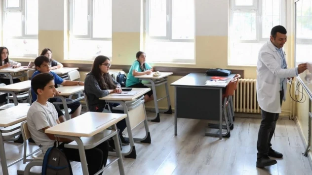 Uzmanından uyarı: 'Tatil dönüşü öğrencileri ders yoğunluğu içine itmek hiç iyi bir şey olmaz'