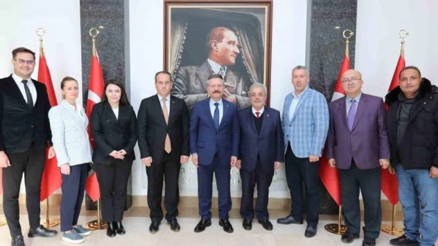 Vali Aksoy'a faaliyetleri hakkında bilgi verdiler