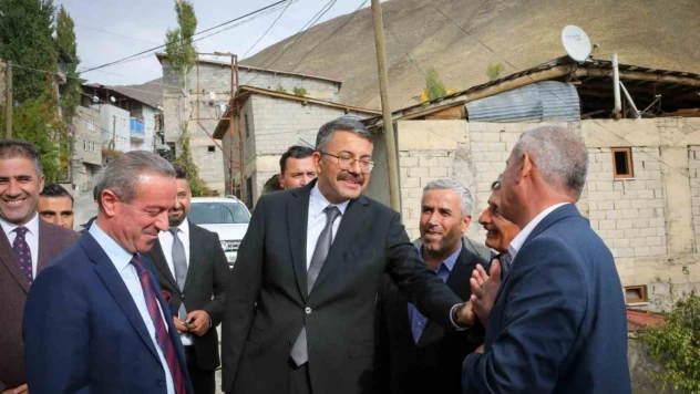 Vali Ali Çelik 3 ayrı mahallede incelemelerde bulundu