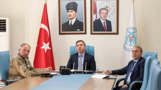 Vali Aydoğdu VKS üzerinden seçim güvenliği toplantısına katıldı