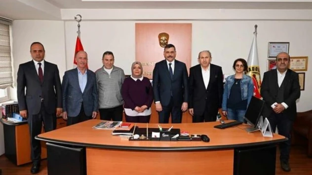 Vali Çiftçi'den DAGC'ye ziyaret