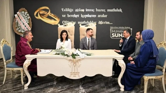 Vali Çiftçi nikah şahidi oldu
