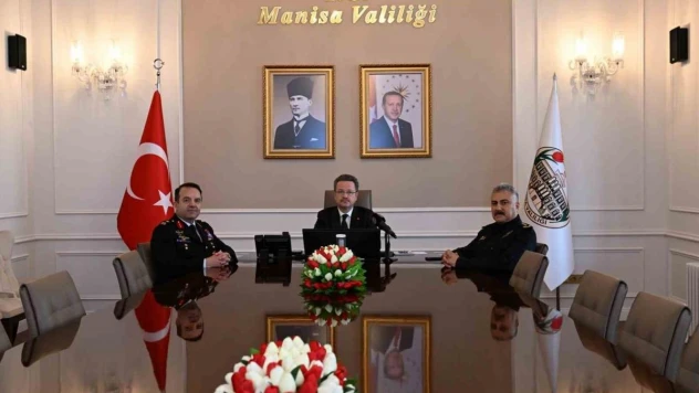 Vali Ünlü: '1 milyon 389 bin 192 adet narkotik ilaç ele geçirildi'